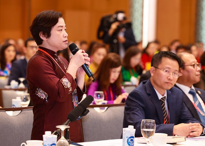 Thủ tướng: Tăng cường quảng bá truyền thống văn hoá, lịch sử, thu hút ngày càng nhiều du khách quốc tế để mang thế giới đến gần hơn với  Việt Nam - Anh 5