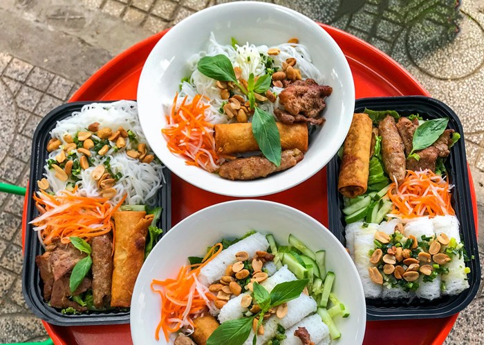 Khám phá các phố ẩm thực ở TP.HCM - Anh 6