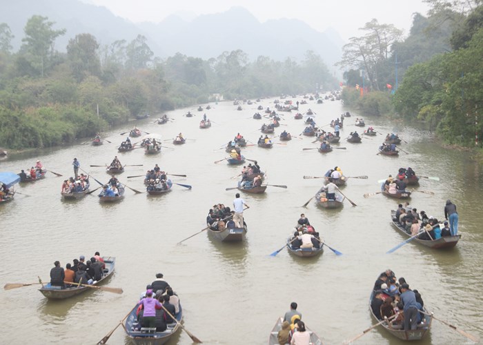 Chùa Hương đông đúc trước ngày khai hội - Anh 2
