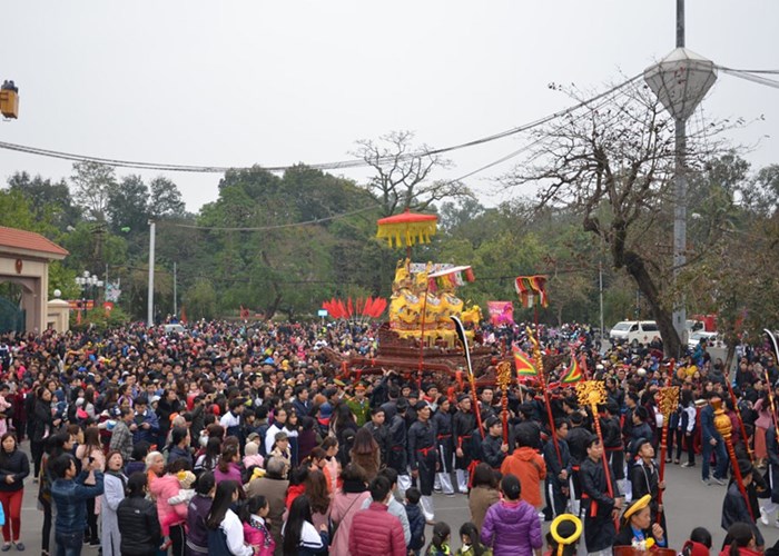 Linh thiêng Đền Và - Anh 1