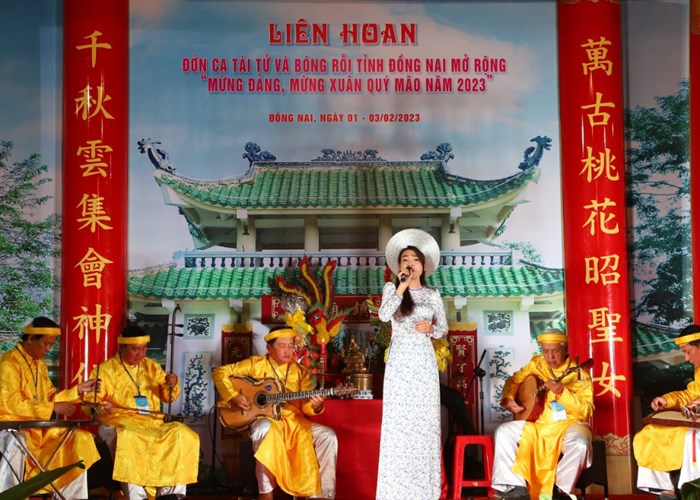 Liên hoan Đờn ca tài tử và Bóng rỗi tỉnh Đồng Nai mở rộng - Anh 1