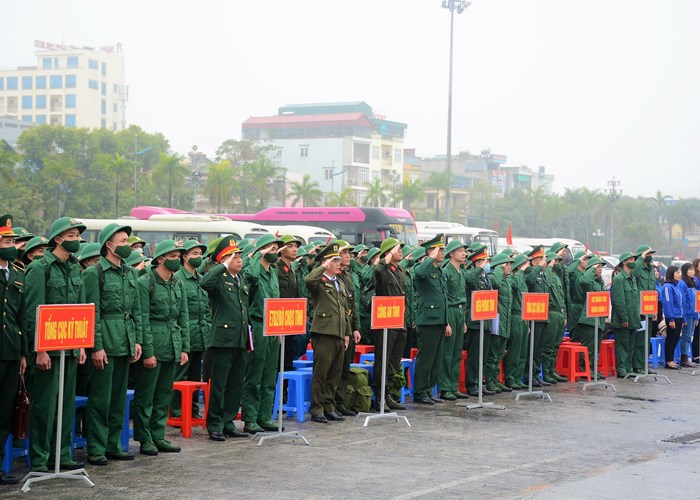 Hơn 3.500 thanh niên Thanh Hoá lên đường nhập ngũ - Anh 2