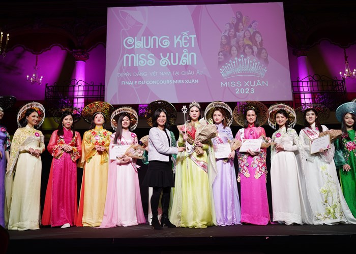 Du học sinh Pháp Lê Vũ Thục Anh đăng quang Miss Xuân 2023 tại Châu Âu - Anh 1