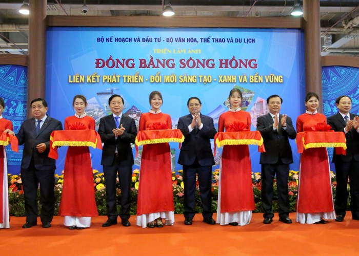 Thủ tướng: Chú trọng quy hoạch, đầu tư các thiết chế văn hóa, công trình văn hóa tiêu biểu - Anh 3