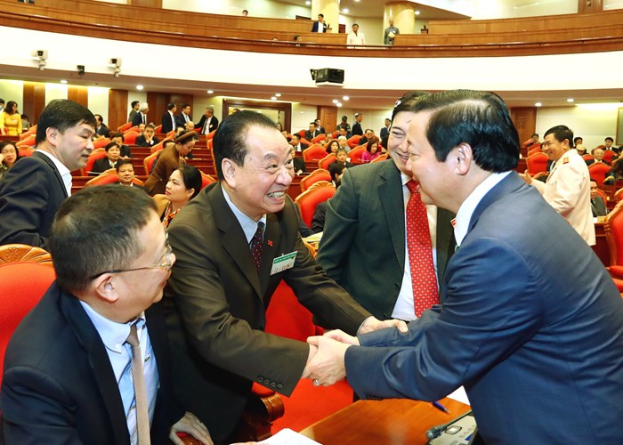 Tạo điều kiện tốt nhất để các nhà khoa học, trí thức, văn nghệ sĩ tiếp tục tận tâm, tận hiến vì quốc gia, dân tộc - Anh 9