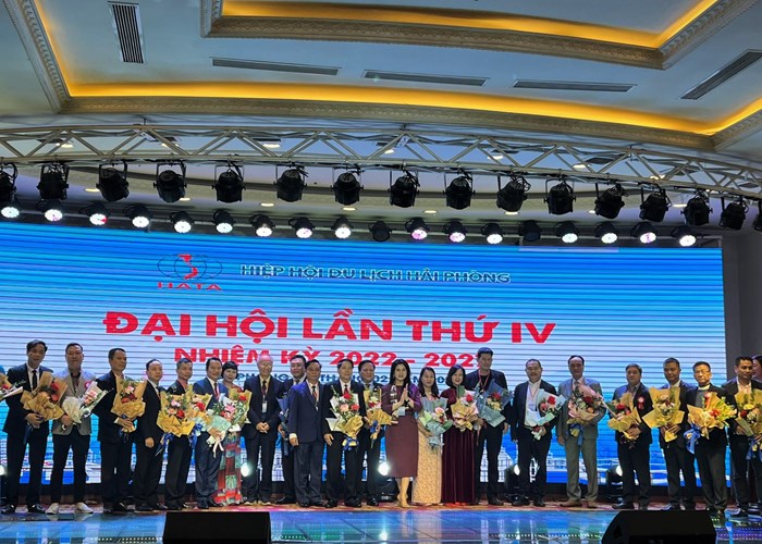 Hải Phòng: Đưa du lịch trở thành ngành kinh tế mũi nhọn - Anh 1