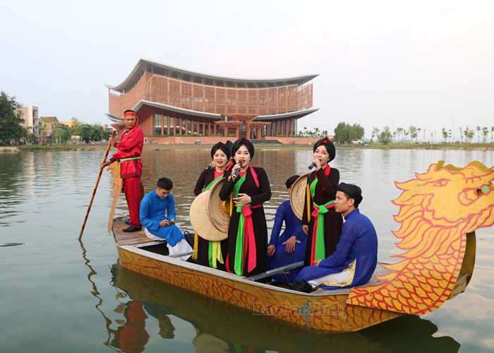 Festival “Về miền Quan họ-2023”: Kết nối tinh hoa các di sản văn hóa phi vật thể được UNESCO ghi danh - Anh 3