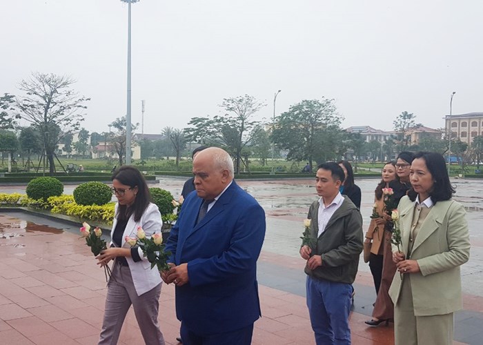 Sẽ tổ chức kỷ niệm 50 năm lãnh tụ Cuba Fidel Castro thăm vùng giải phóng Quảng Trị - Anh 2