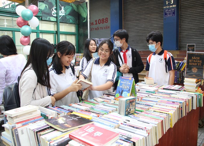 Đường Sách TP.HCM: Phát triển nhưng vẫn giữ bản sắc văn hóa - Anh 1