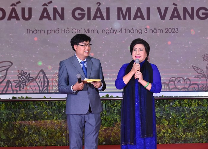 Gala nghệ thuật “Dấu ấn giải Mai Vàng”: Đưa nghệ sĩ đến với cộng đồng - Anh 4