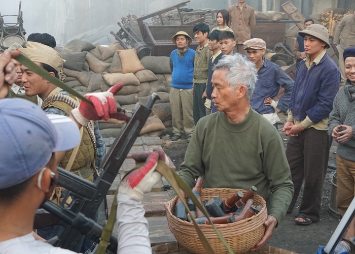 Phim truong co mot khong hai tai hien chien luy Ha Noi 60 ngay dem khoi lua - Anh 5