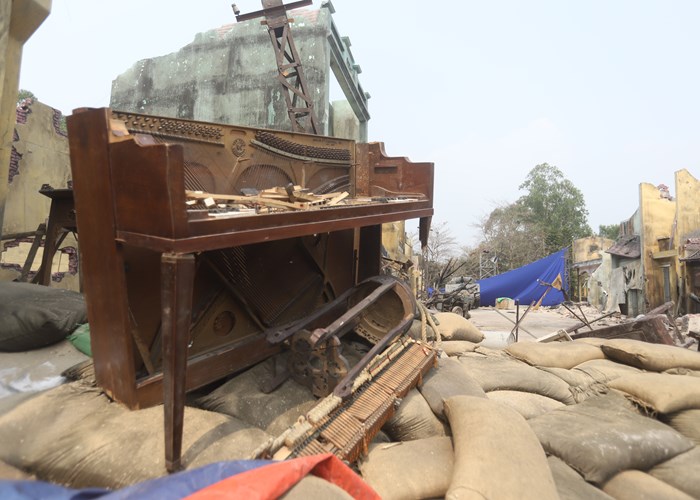 Phim truong co mot khong hai tai hien chien luy Ha Noi 60 ngay dem khoi lua - Anh 10