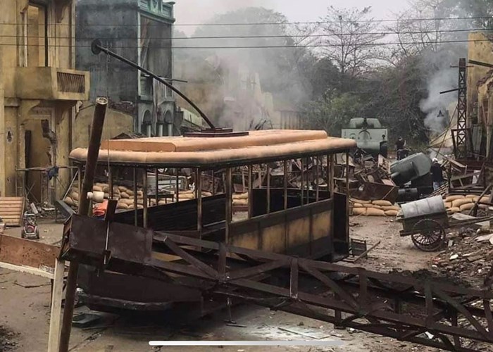 Phim truong co mot khong hai tai hien chien luy Ha Noi 60 ngay dem khoi lua - Anh 17