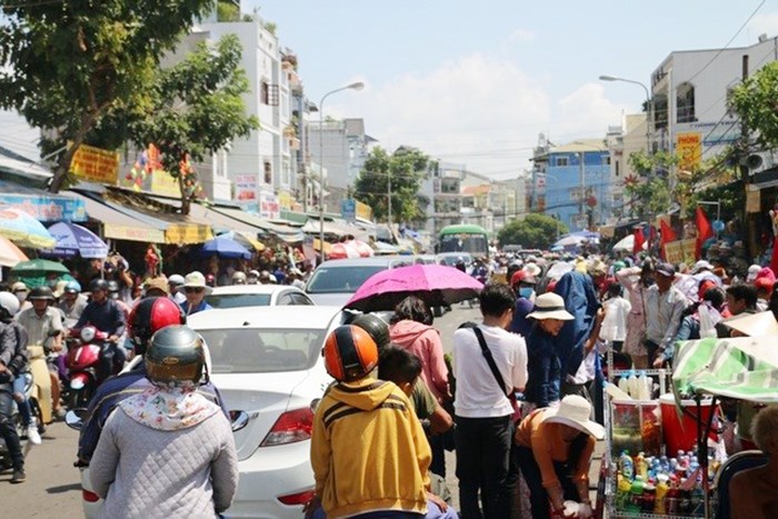 Gập ghềnh đường du lịch An Giang - Anh 5