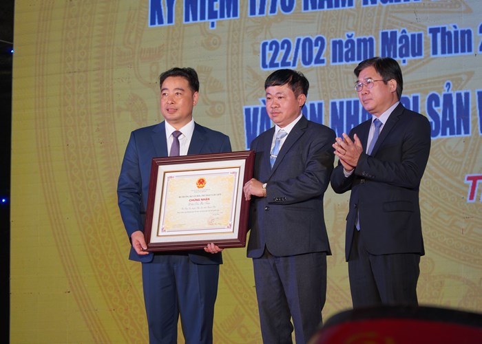 Lễ đón nhận danh hiệu Di sản văn hóa phi vật thể quốc gia Lễ hội đền Bà Triệu - Anh 2