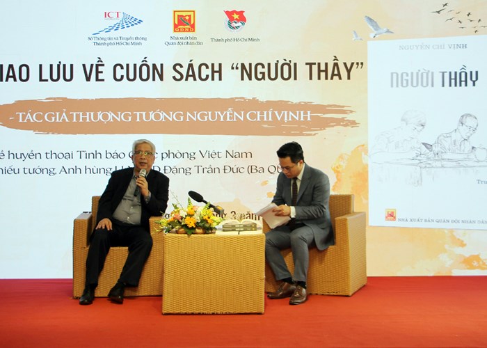 Giao lưu về cuốn sách “Người thầy”cuả Thượng tướng Nguyễn Chí Vịnh - Anh 1