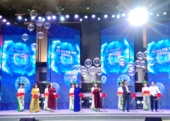 Du lịch Hà Nội chào 2023 khởi đầu chuỗi 50 sự kiện thu hút khách du lịch - Anh 2