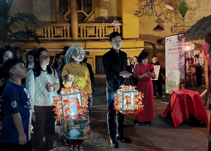 Độc đáo tour đêm “Thanh âm đồng cổ” - Anh 1