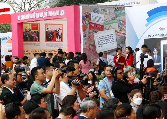 Khai mạc Hội Báo toàn quốc 2023: “Đoàn kết - Chuyên nghiệp - Văn hóa - Sáng tạo” - Anh 6