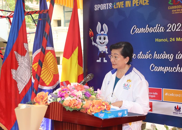 200 VĐV tham dự Lễ rước đuốc SEA Games 32 - Anh 2
