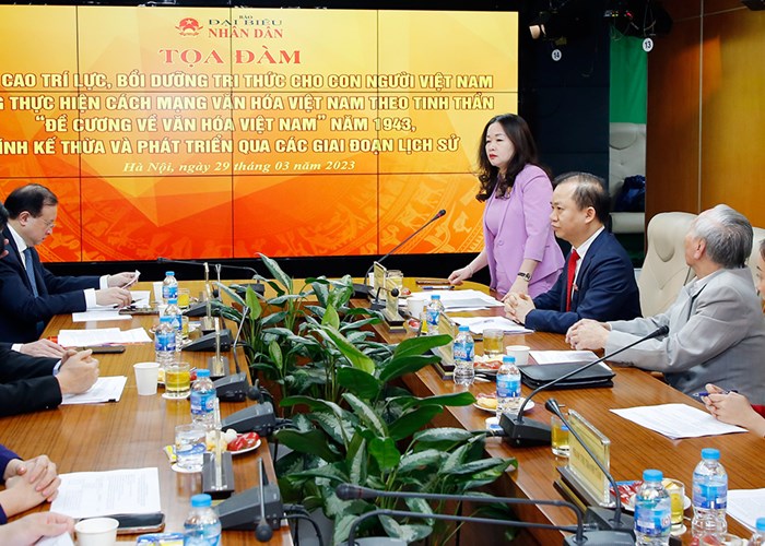 Phát huy giá trị “Đề cương về văn hóa Việt Nam”: Nâng cao trí lực, bồi dưỡng tri thức cho con người Việt Nam - Anh 1