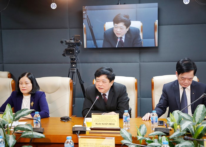 Phát huy giá trị “Đề cương về văn hóa Việt Nam”: Nâng cao trí lực, bồi dưỡng tri thức cho con người Việt Nam - Anh 5