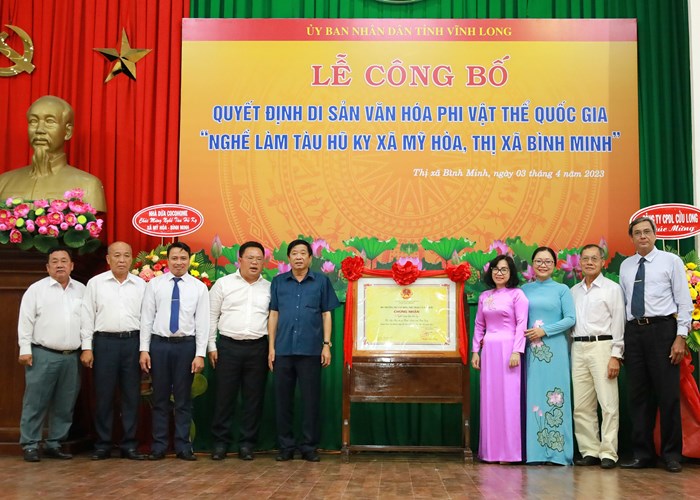 Vĩnh Long: Nghề làm tàu hũ ky được công nhận là Di sản văn hóa phi vật thể quốc gia - Anh 1