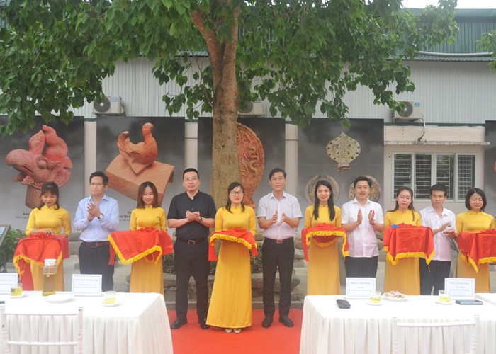 Khánh thành Không gian trưng bày hiện vật ngoài trời Di sản thế giới Thành nhà Hồ - Anh 1