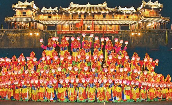 Quảng bá những di sản văn hoá đặc sắc trên vùng đất Tổ - Anh 4
