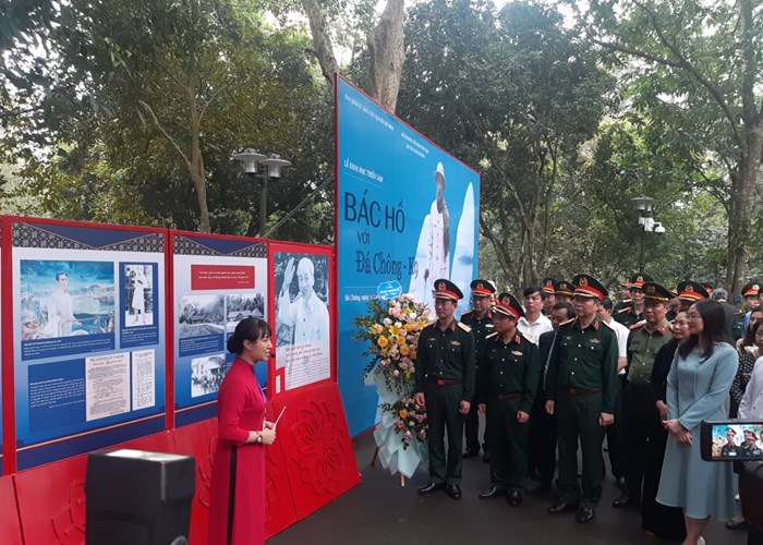 Những hình ảnh xúc động tại Triển lãm “Bác Hồ với Đá Chông - K9” - Anh 2