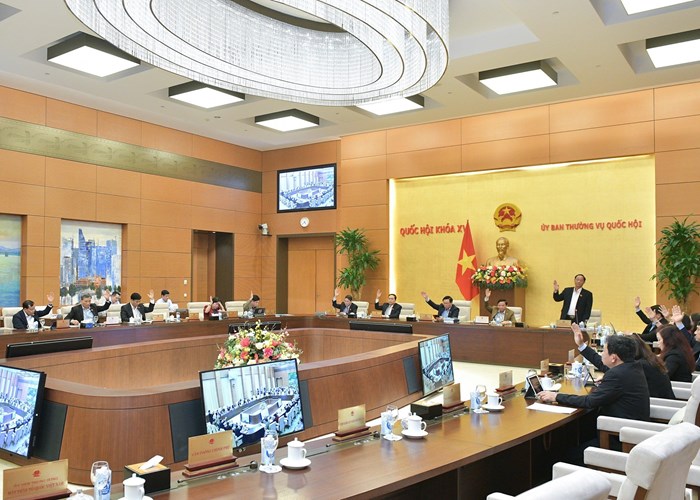Thống nhất trình Dự án Luật Xuất cảnh, nhập cảnh của công dân VN và Luật Nhập cảnh, xuất cảnh, quá cảnh, cư trú của người nước ngoài tại VN - Anh 3