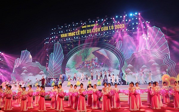 Khai hội “Cửa Lò - Sắc màu của biển” - Anh 3