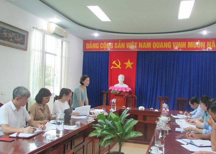 Tháo gỡ khó khăn trong quản lý kinh doanh karaoke, vũ trường - Anh 1