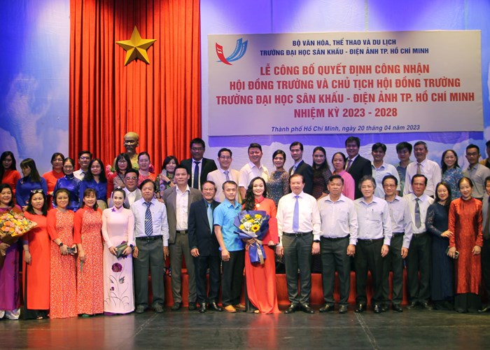 Trường ĐH Sân khấu - Điện ảnh TP.HCM công bố Hội đồng trường nhiệm kỳ 2023-2028 - Anh 5