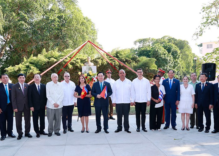 Chủ tịch Quốc hội Vương Đình Huệ hội đàm với Chủ tịch Quốc hội Cuba - Anh 5