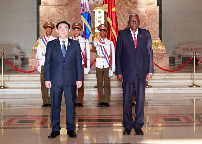 Chủ tịch Quốc hội Vương Đình Huệ hội đàm với Chủ tịch Quốc hội Cuba - Anh 1