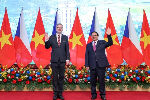 Việt Nam- Czech:  Sớm  mở Trung tâm văn hoá tại mỗi nước và đường bay thẳng để thúc đẩy đầu tư, du lịch, giao lưu nhân dân - Anh 1