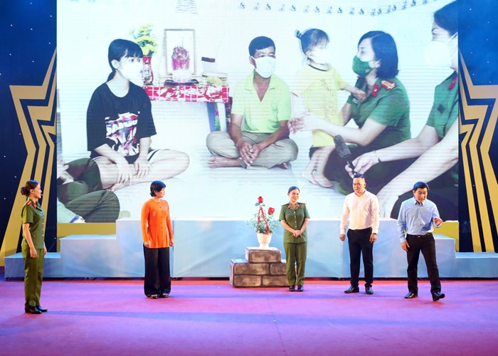 Liên hoan Nghệ thuật quần chúng Công an nhân dân - Anh 7
