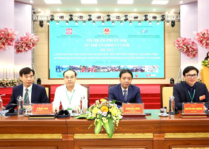 Đưa di sản thành nguồn lực bất tận trong phát triển du lịch - Anh 1