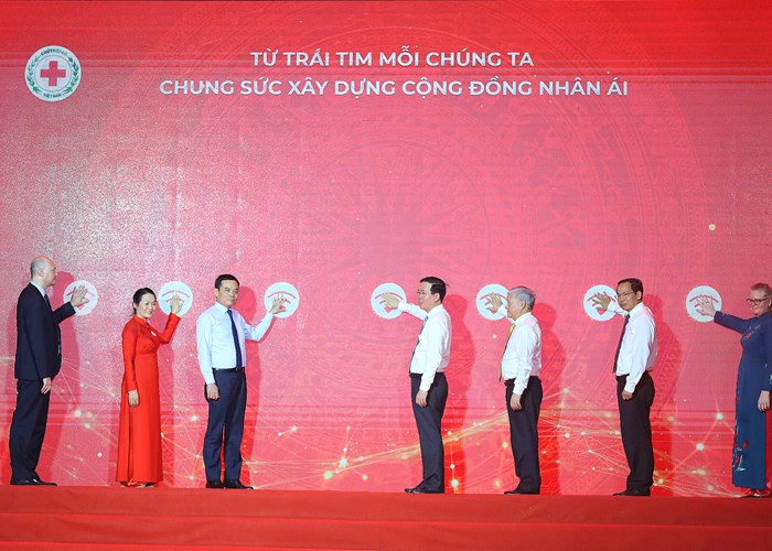 Chủ tịch nước Võ Văn Thưởng dự Lễ phát động Tháng nhân đạo năm 2023 tại Cần Thơ - Anh 2