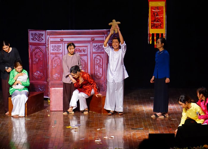 Thực trạng chương trình đào tạo quản lý văn hóa, nghệ thuật - Anh 4