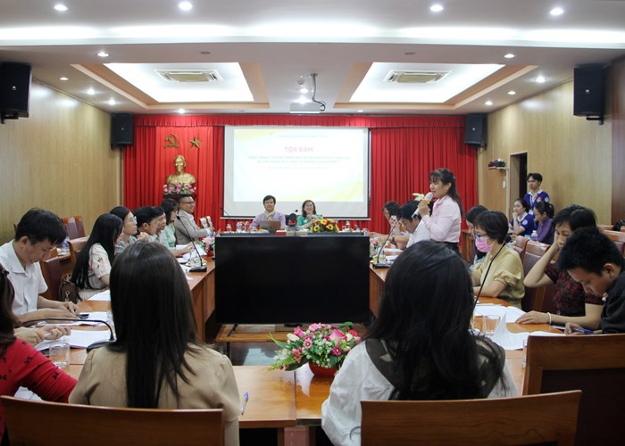 Thực trạng chương trình đào tạo quản lý văn hóa, nghệ thuật - Anh 1