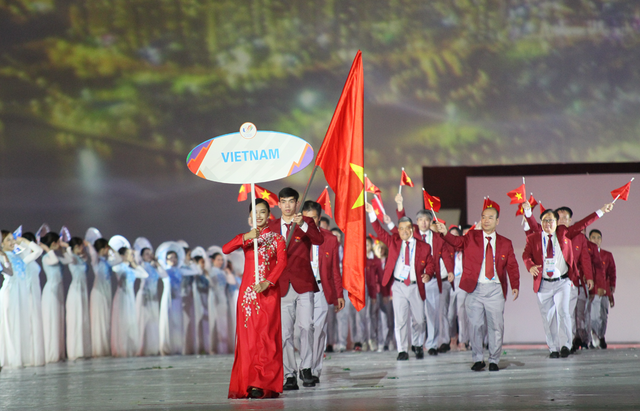 Không miễn phí toàn bộ các thành viên dự SEA Games 32 - Anh 1