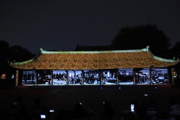 Kỳ vọng sớm tạo dấu ấn tour đêm ở Văn Miếu - Quốc Tử Giám - Anh 1