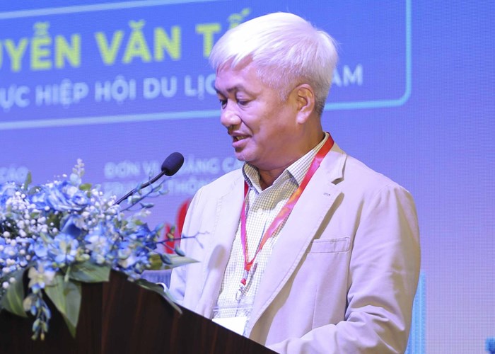 Đồng hành để du lịch “cất cánh” - Anh 9