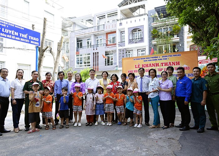 TP.HCM: Huy động nguồn lực xã hội hóa xây dựng thiết chế văn hóa và thể thao cơ sở - Anh 1