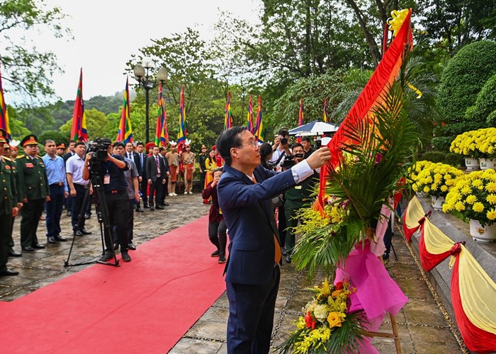 Chủ tịch nước Võ Văn Thưởng và lãnh đạo Đảng, Nhà nước thành kính dâng hương Giỗ Tổ Hùng Vương 2023 - Anh 6