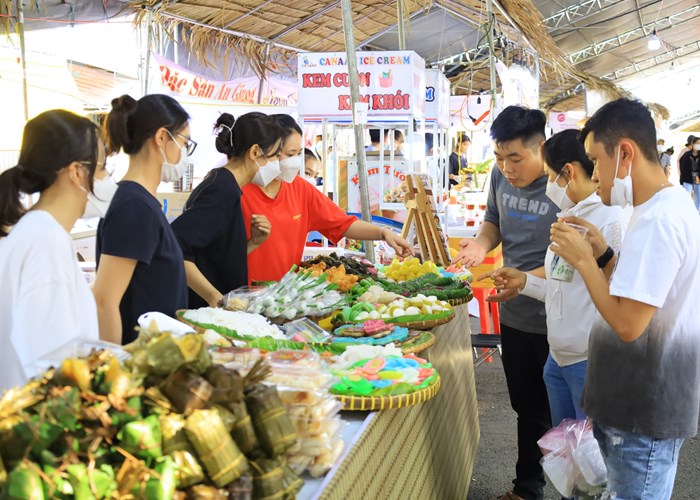 Khai mạc Lễ hội bánh dân gian Nam Bộ 2023 - Anh 3
