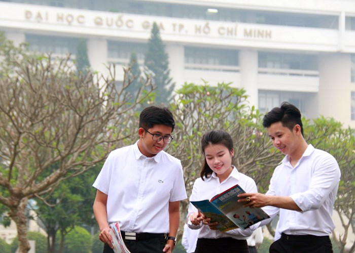 ĐH Quốc gia TP.HCM công bố 149 trường THPT được ưu tiên xét tuyển 2023 - Anh 1