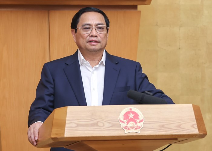 Thủ tướng: Không đùn đẩy trách nhiệm, giải quyết ngay những vấn đề tồn đọng, quá thời hạn - Anh 1